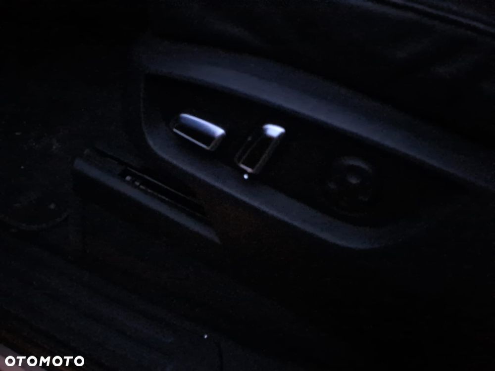 Audi Q7 3.0 TDI DPF Quattro Tiptronic - 11