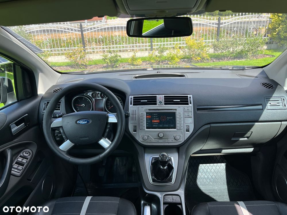 Ford Kuga 2.0 TDCi 4x4 Titanium - 10