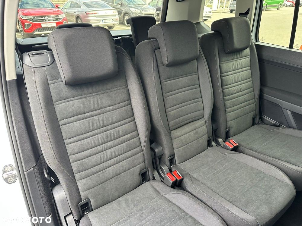Volkswagen Touran 1.5 TSI EVO Comfortline Plus DSG - 18