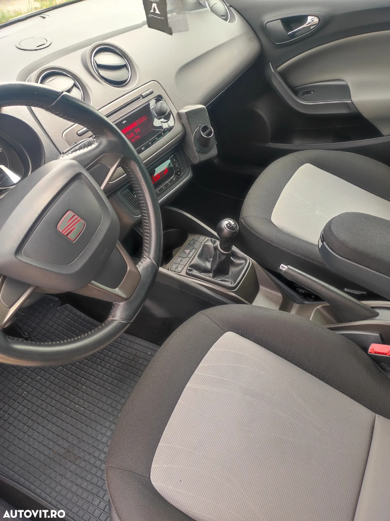 Seat Ibiza 1.2 TDI CR Ecomotive SUN - 8