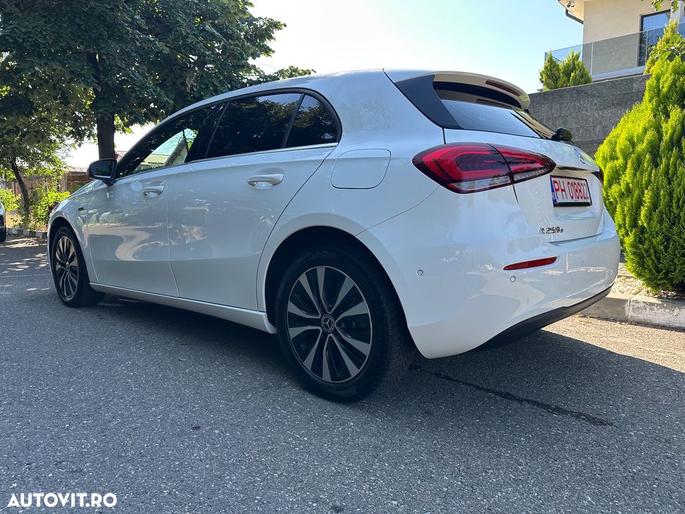 Mercedes-Benz A 250 - 4