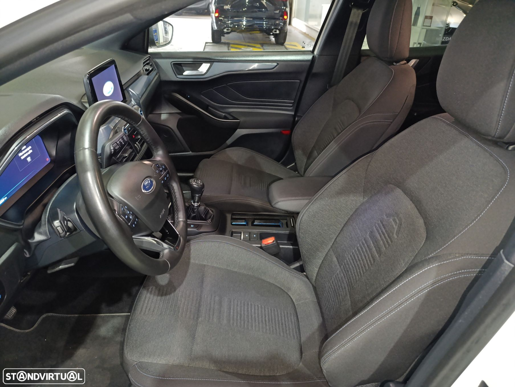 Ford Focus 1.0 EcoBoost MHEV Active X - 12