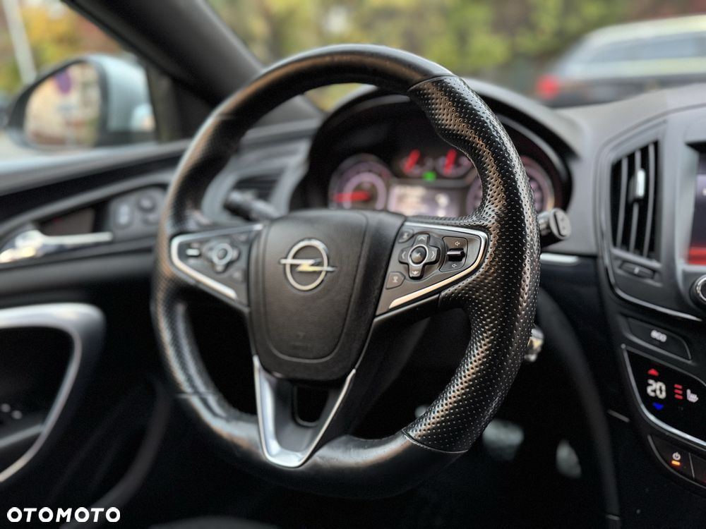 Opel Insignia - 13