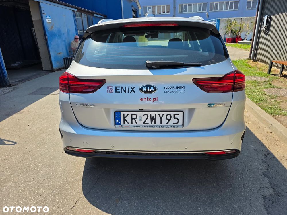 Kia Ceed 1.6 CRDi mHEV M - 5