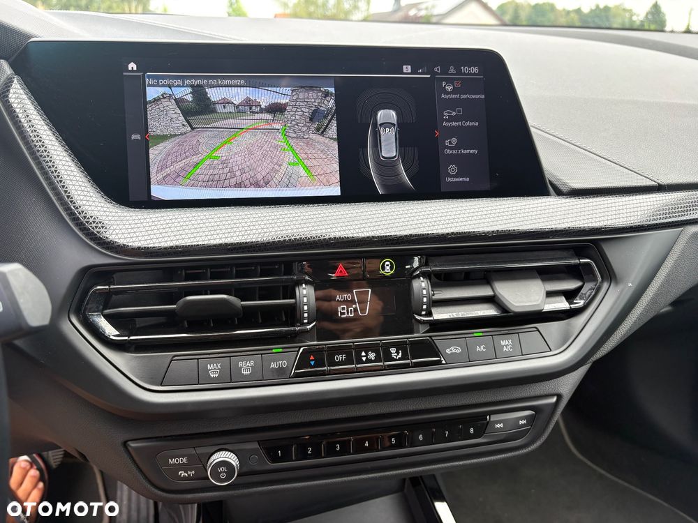 BMW Seria 1 118i Sport Line - 18