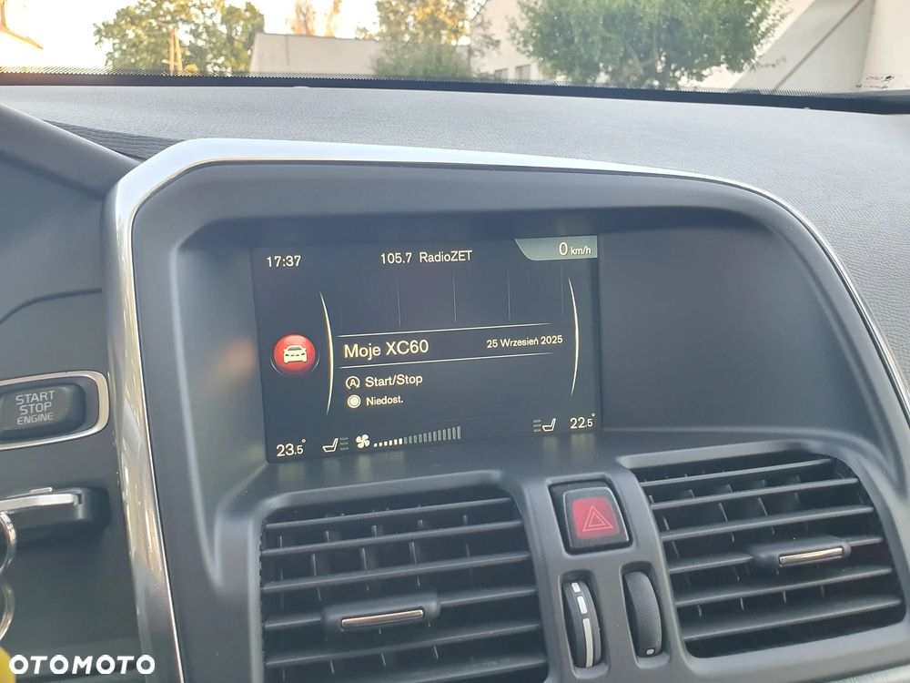 Volvo XC 60 D3 Geartronic Momentum - 19