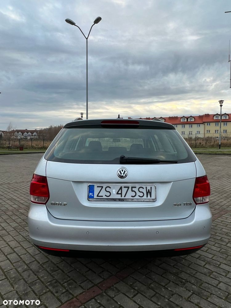 Volkswagen Golf 2.0 TDI DPF Comfortline - 9
