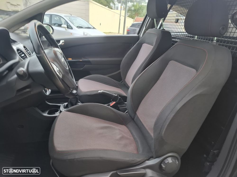 Opel Corsa D 1.3 CDTI - 11