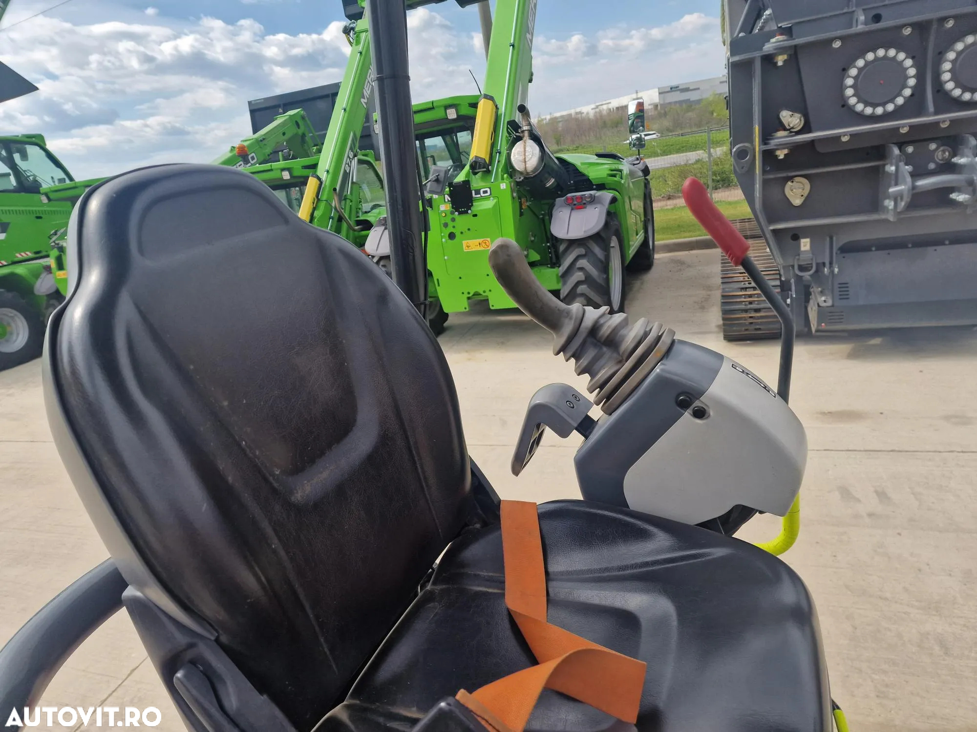 Hitachi ZX19, 2 tone, 2021, 1.689h, 19.900EUR+tva, CUPLA RAPIDA+3 cupe noi, rotire in gabarit, latime 1m, extinsii senile la 1,3m, FARA CABINA,  16CP, Inst picon, posibilitate leasing-PROMOTIE 19.900 EUR+Tva - 10