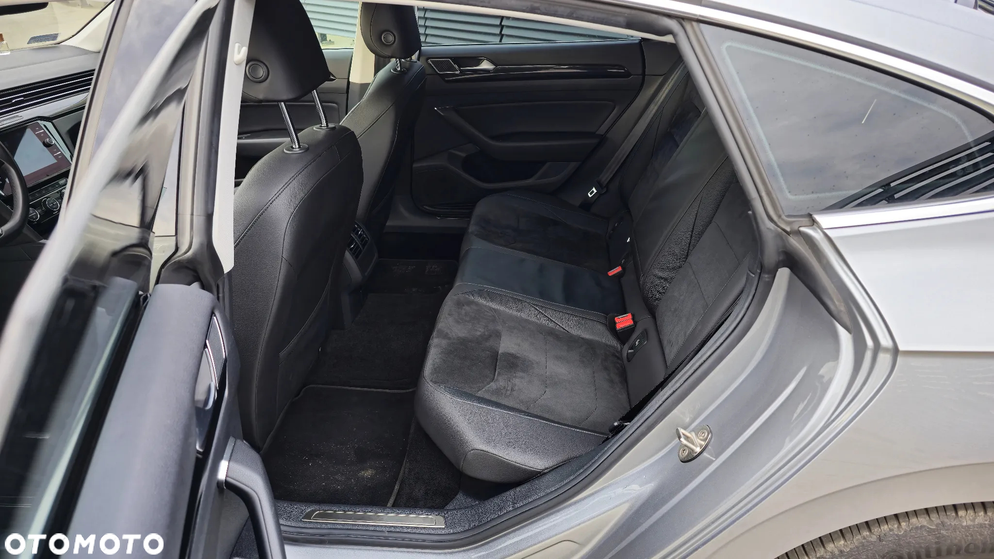 Volkswagen Arteon 2.0 TSI Elegance DSG - 17