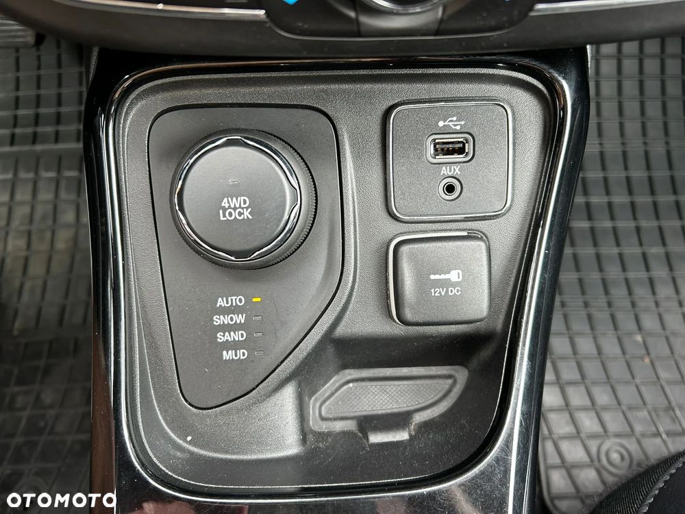 Jeep Compass 1.4 TMair Limited 4WD S&S - 26