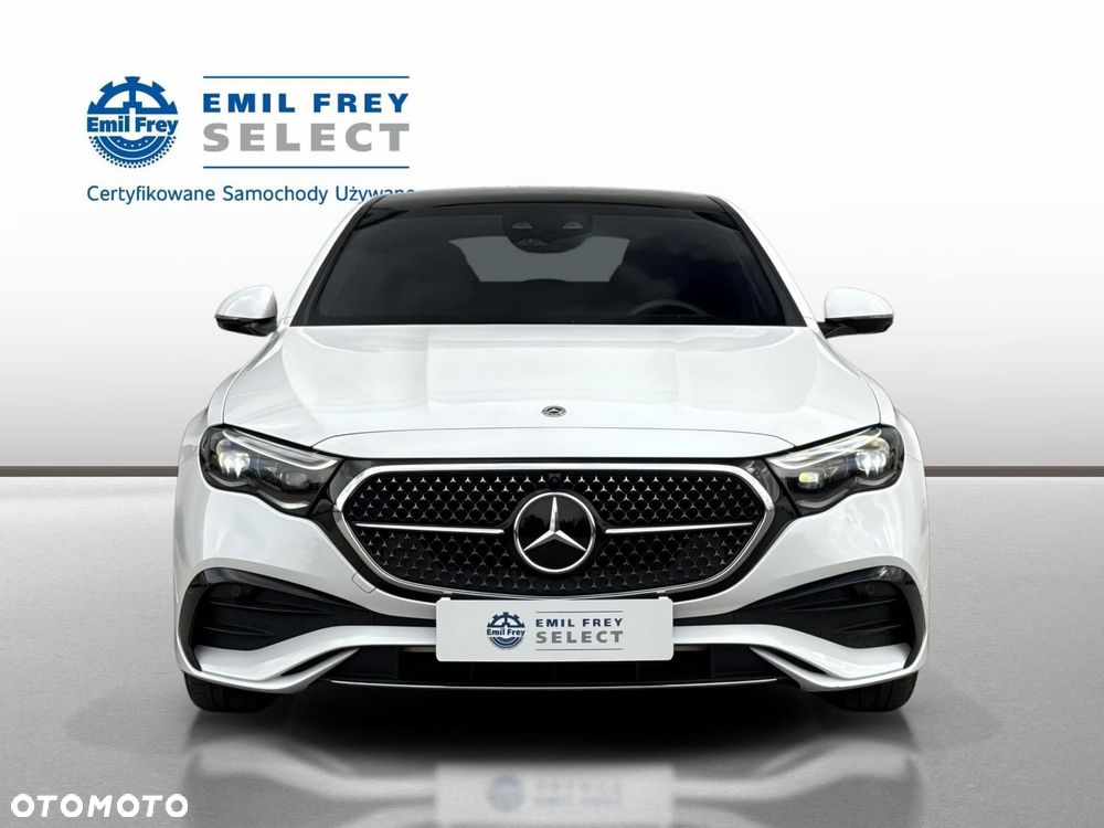 Mercedes-Benz Klasa E - 9