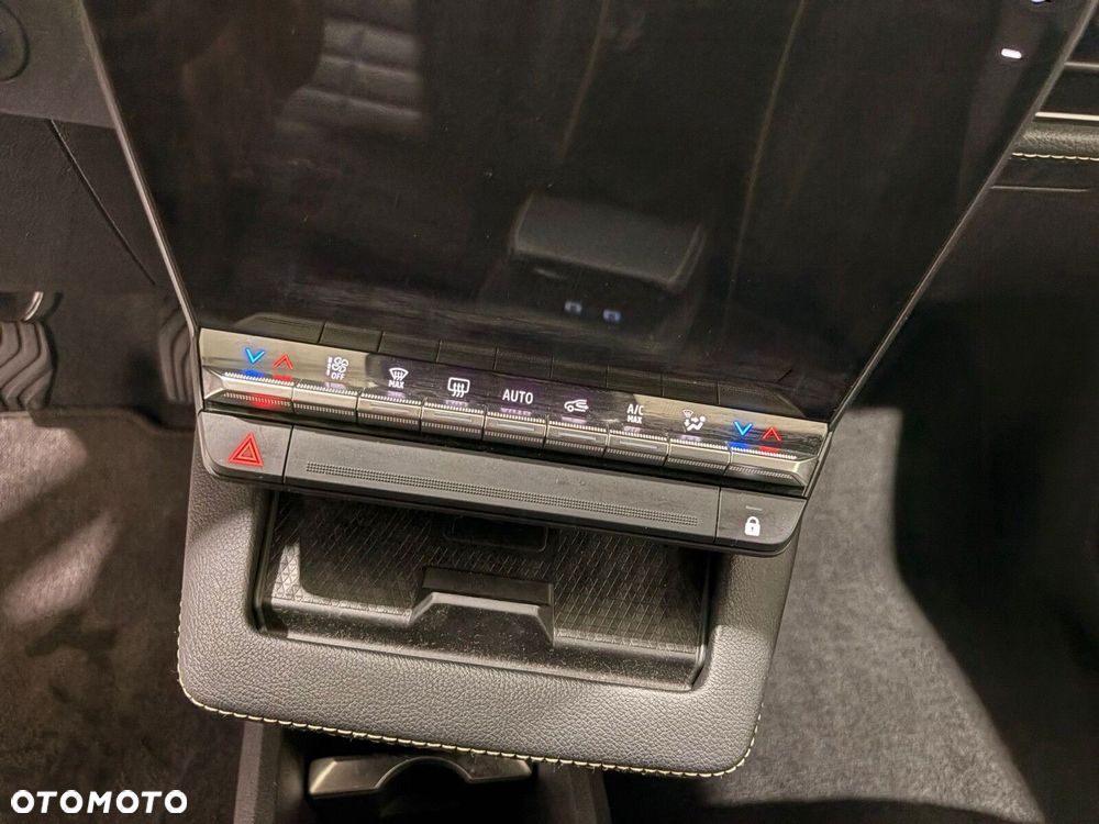Renault Megane - 30