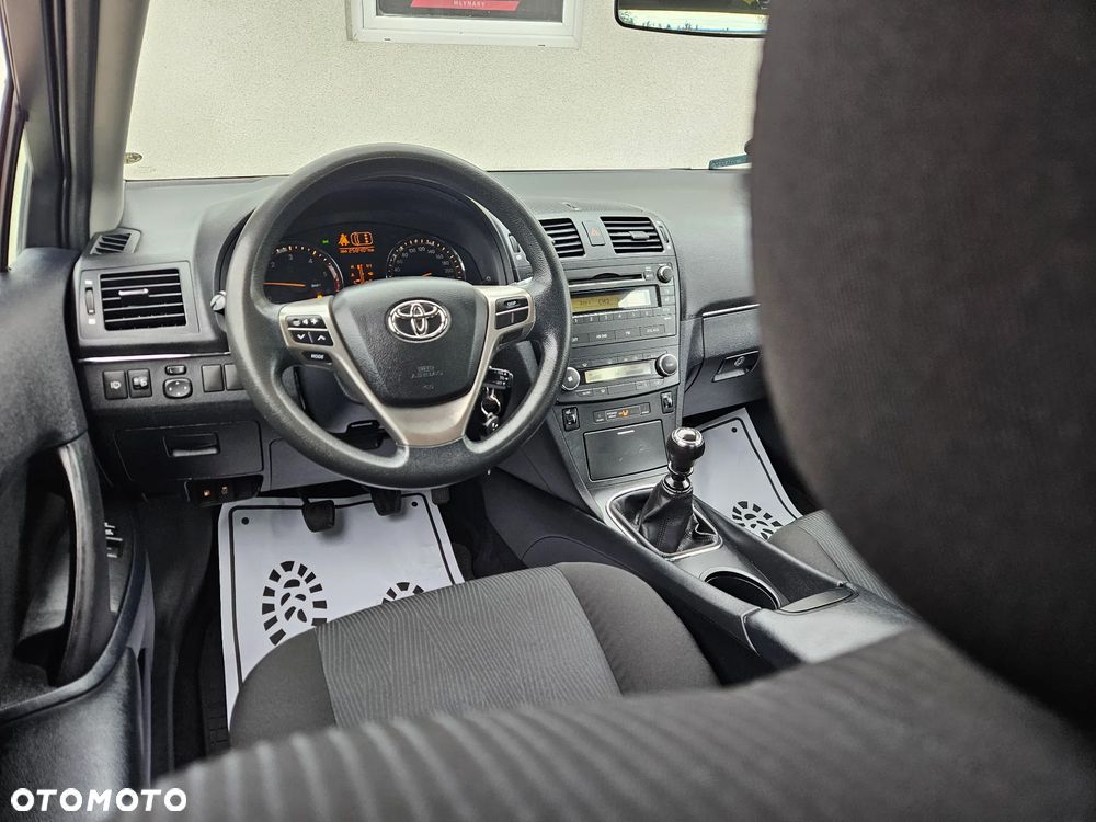Toyota Avensis 2.0 D-4D - 8