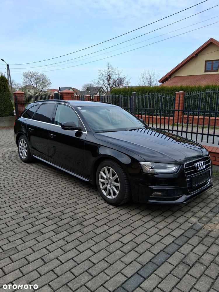 Audi A4 Avant - 1