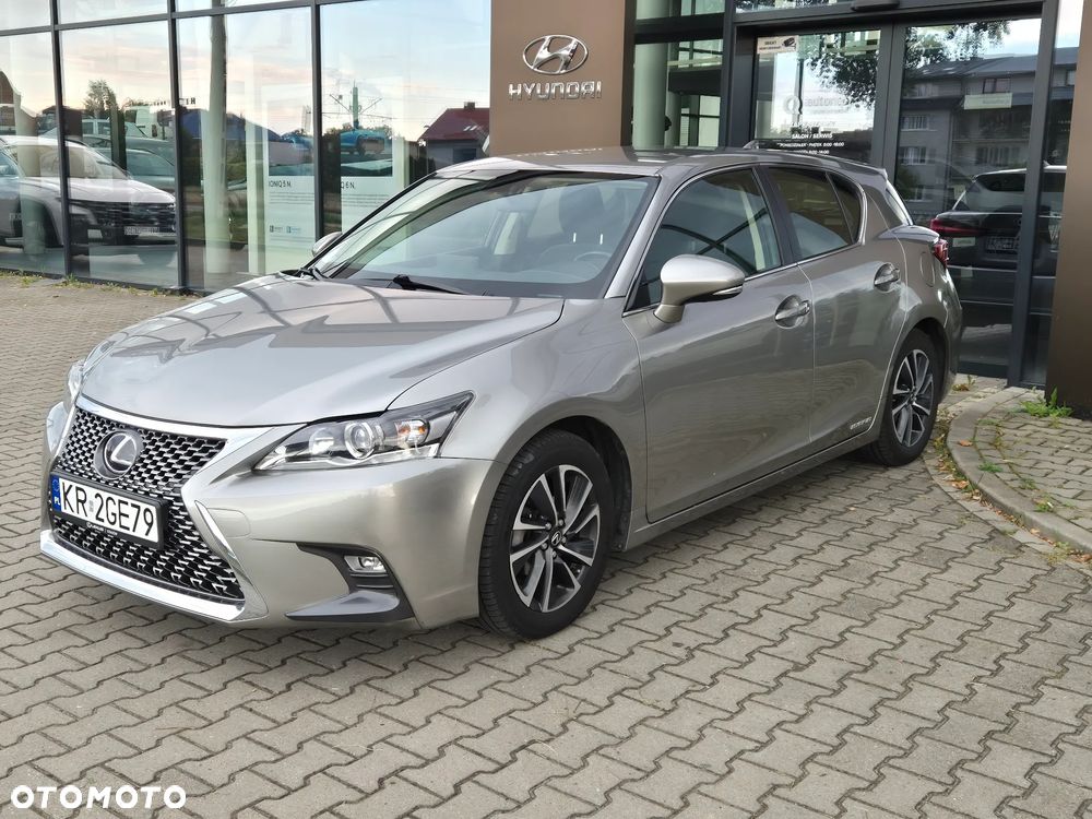 Lexus CT Standard - 2