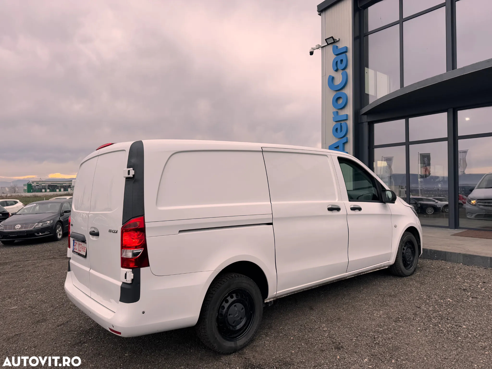 Mercedes-Benz Vito - 10