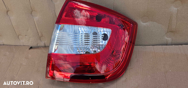 Stop dreapta Skoda Rapid 2012 2013 / 2014 2015