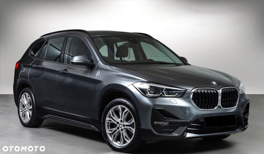 BMW X1 xDrive25e Sport Line - 1
