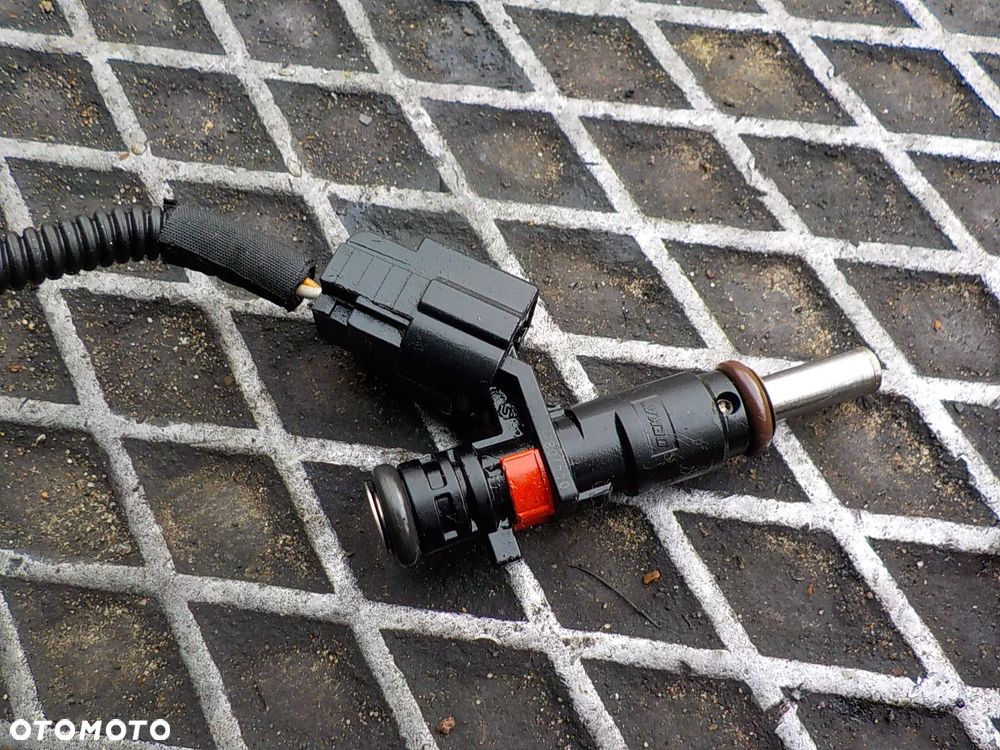 PEUGEOT 207 208 CITROEN C3 C4 1.4 1.6 16VTI WTRYSKIWACZ V752817680-06 - 3