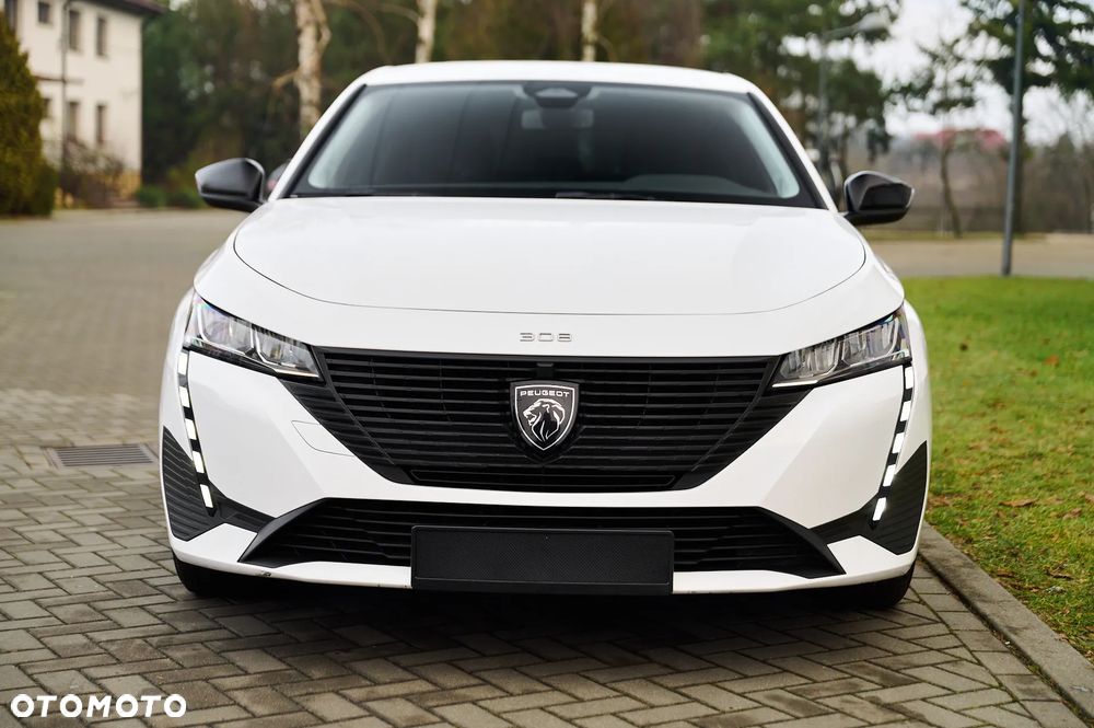 Peugeot 308 - 8