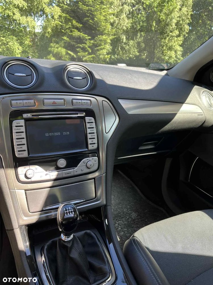 Ford Mondeo 2.5 Black Magic - 13