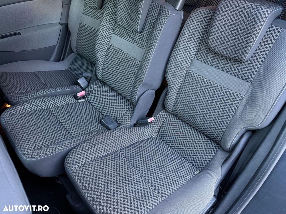 Renault Scenic - 10