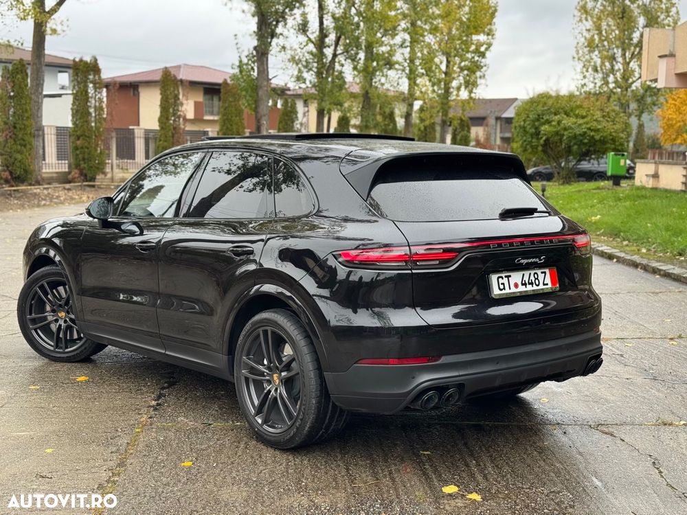 Porsche Cayenne S - 3