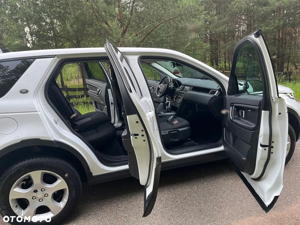 Land Rover Discovery Sport - 19