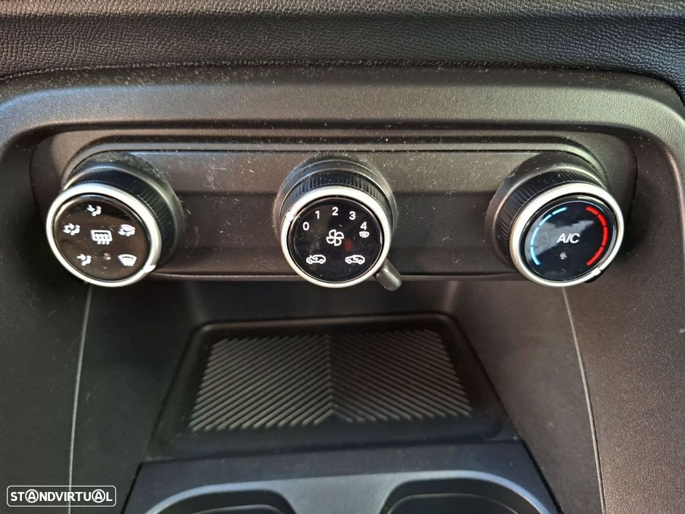 Citroën C3 1.2 Turbo Plus - 21