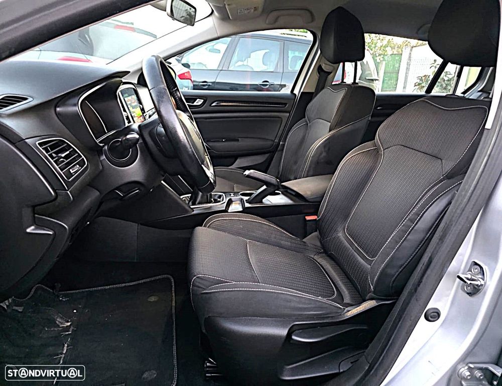 Renault Mégane Sport Tourer 1.5 dCi Zen ECO - 10
