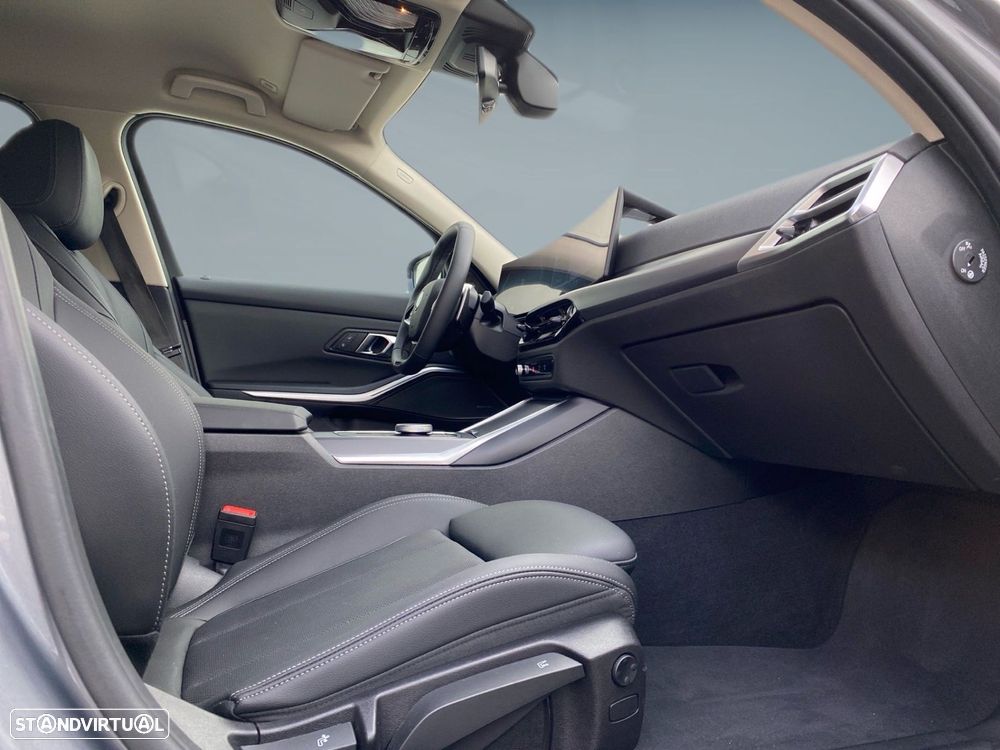 BMW 330 e Auto - 21