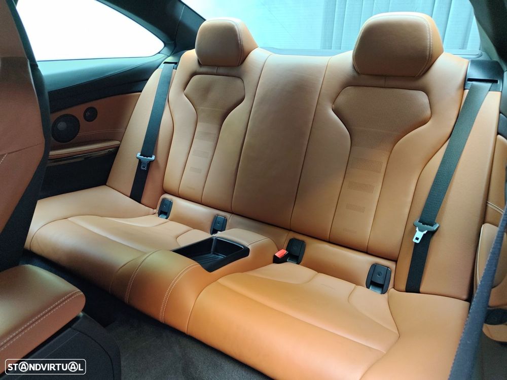 BMW M4 Auto - 21