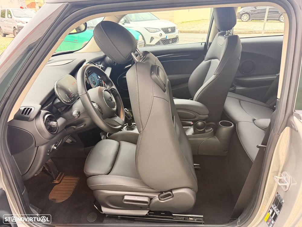 MINI 3 Portas Cooper SE - 24