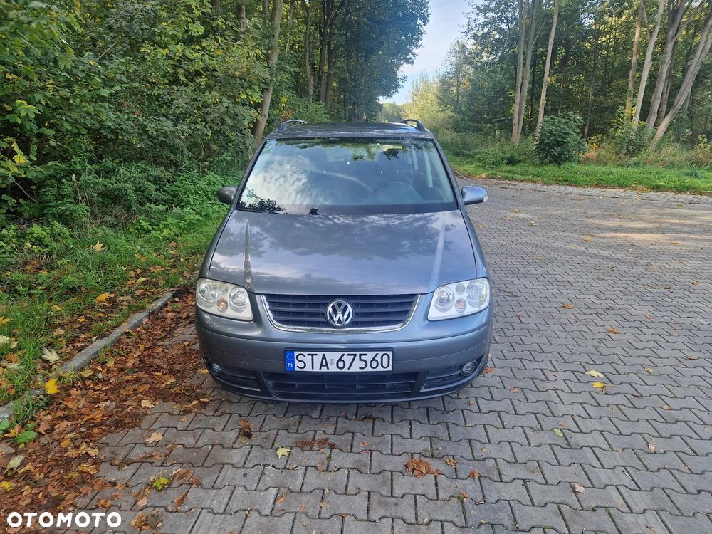 Volkswagen Touran - 3