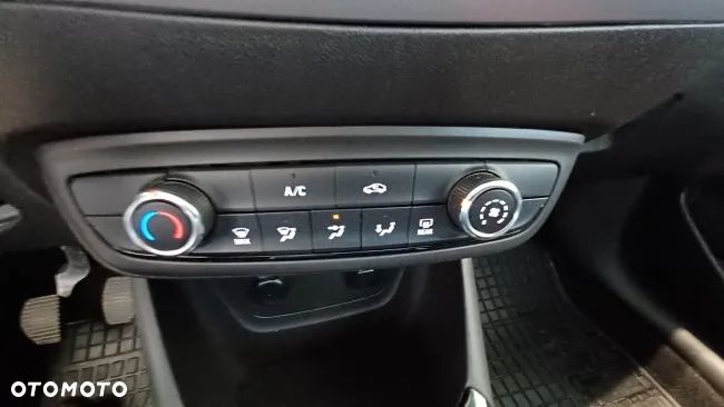 Opel Crossland X - 14