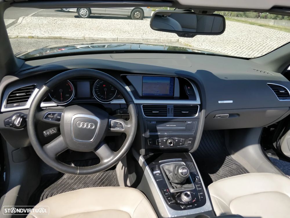Audi A5 Cabrio 2.0 TDi - 10