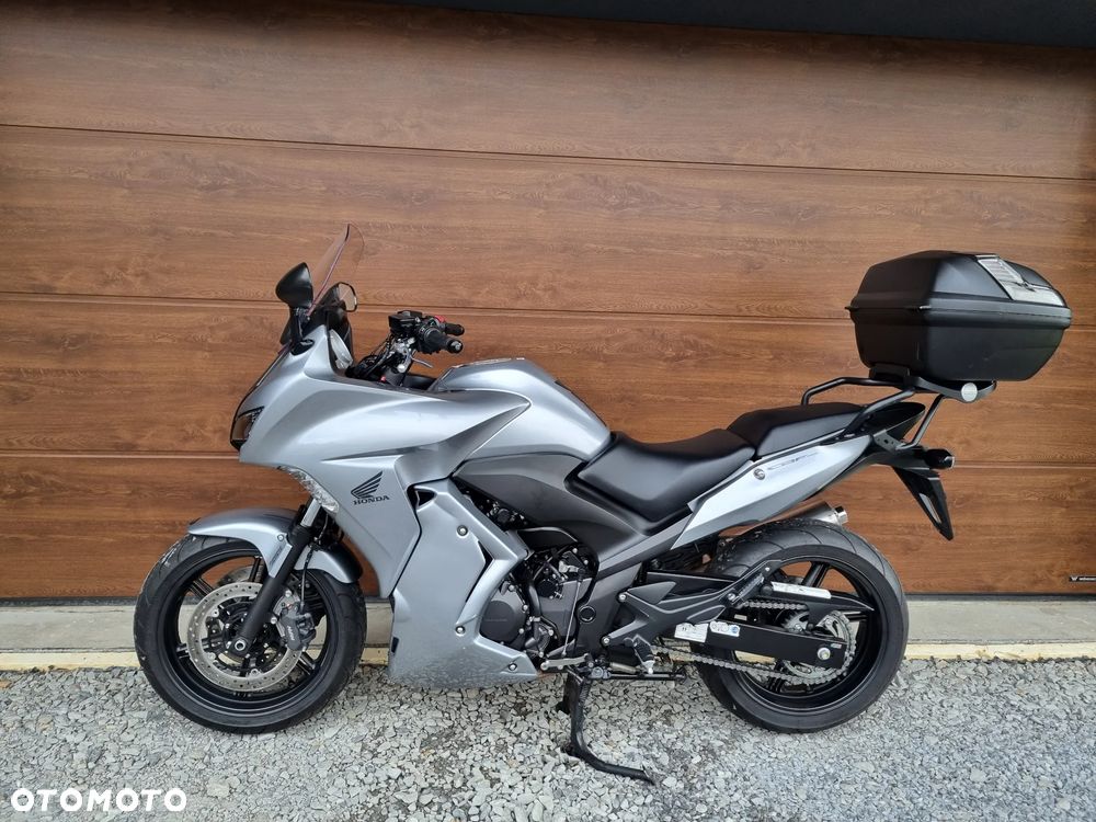 Honda CBF - 3