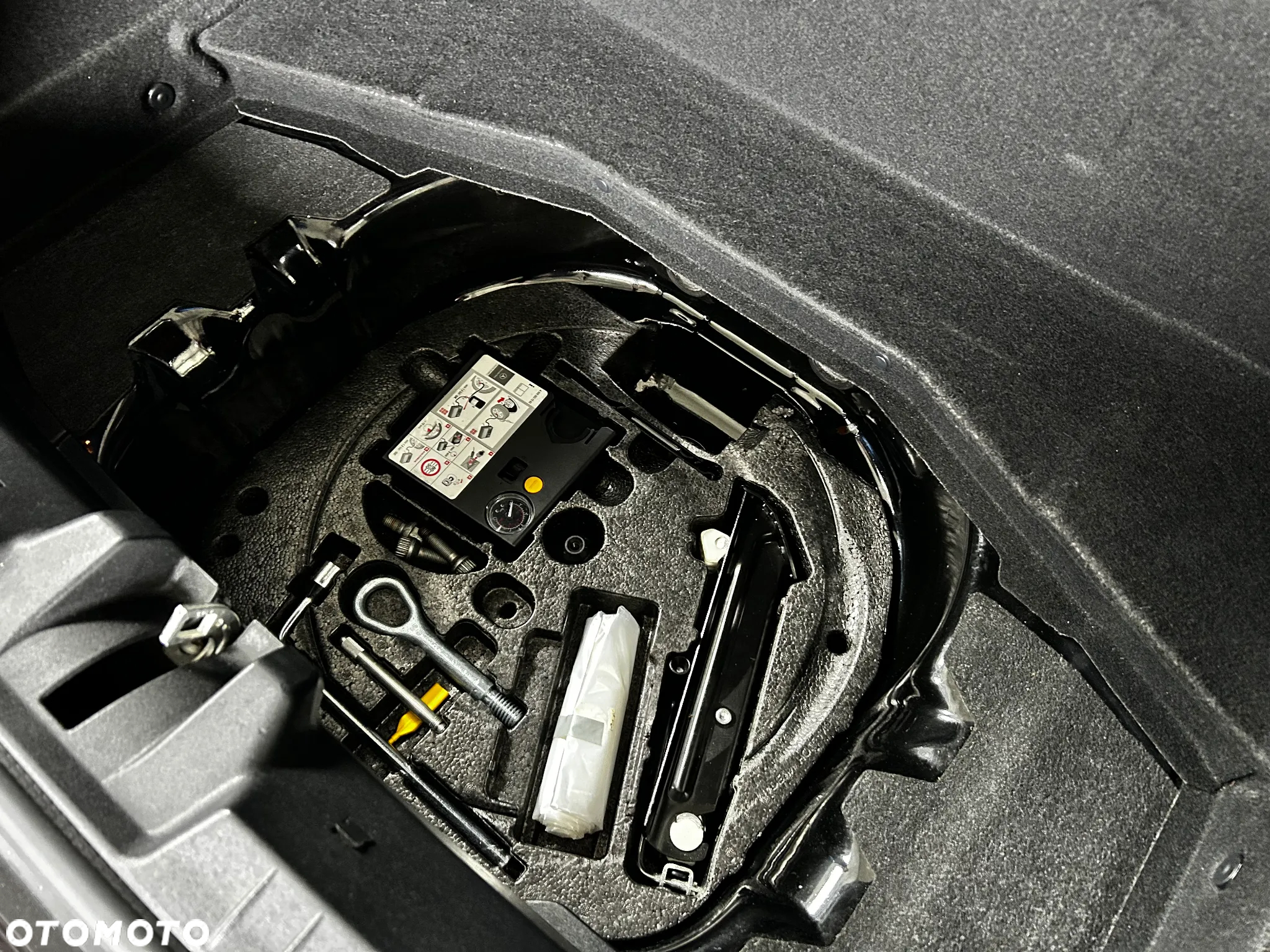 Mercedes-Benz SLK - 28