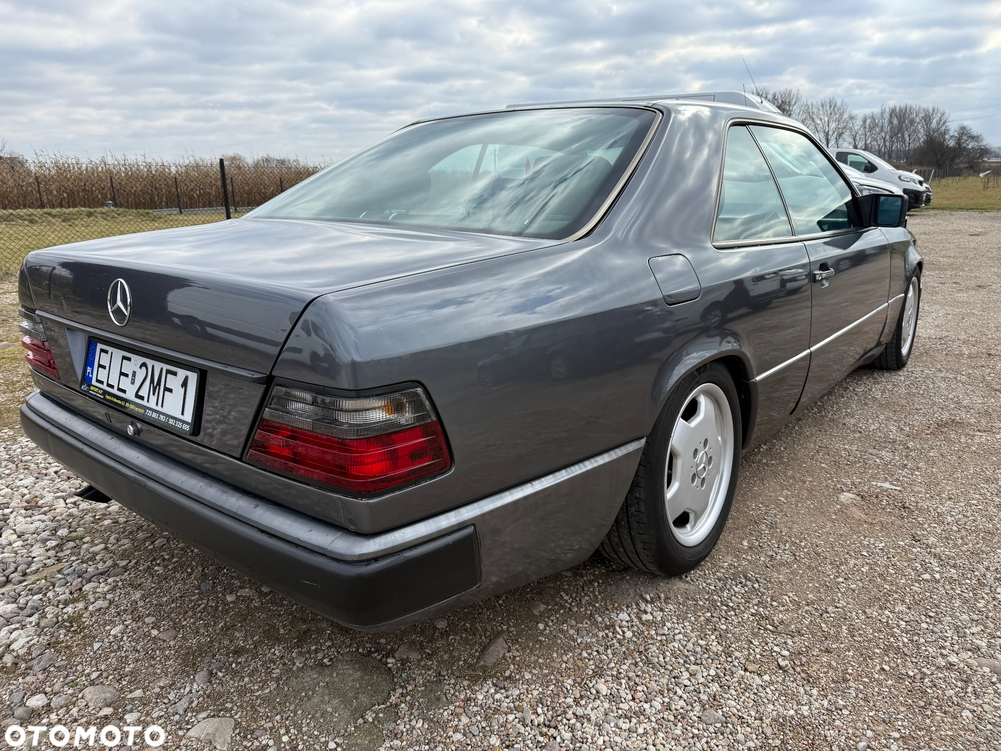 Mercedes-Benz Klasa E 200 - 3
