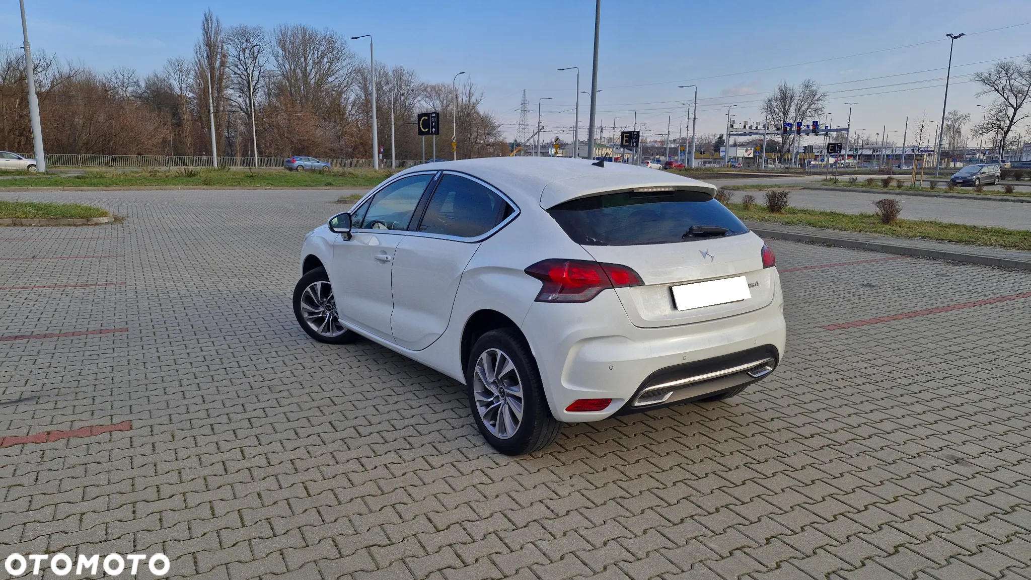 Citroën DS4 e-HDi 115 Chic - 6