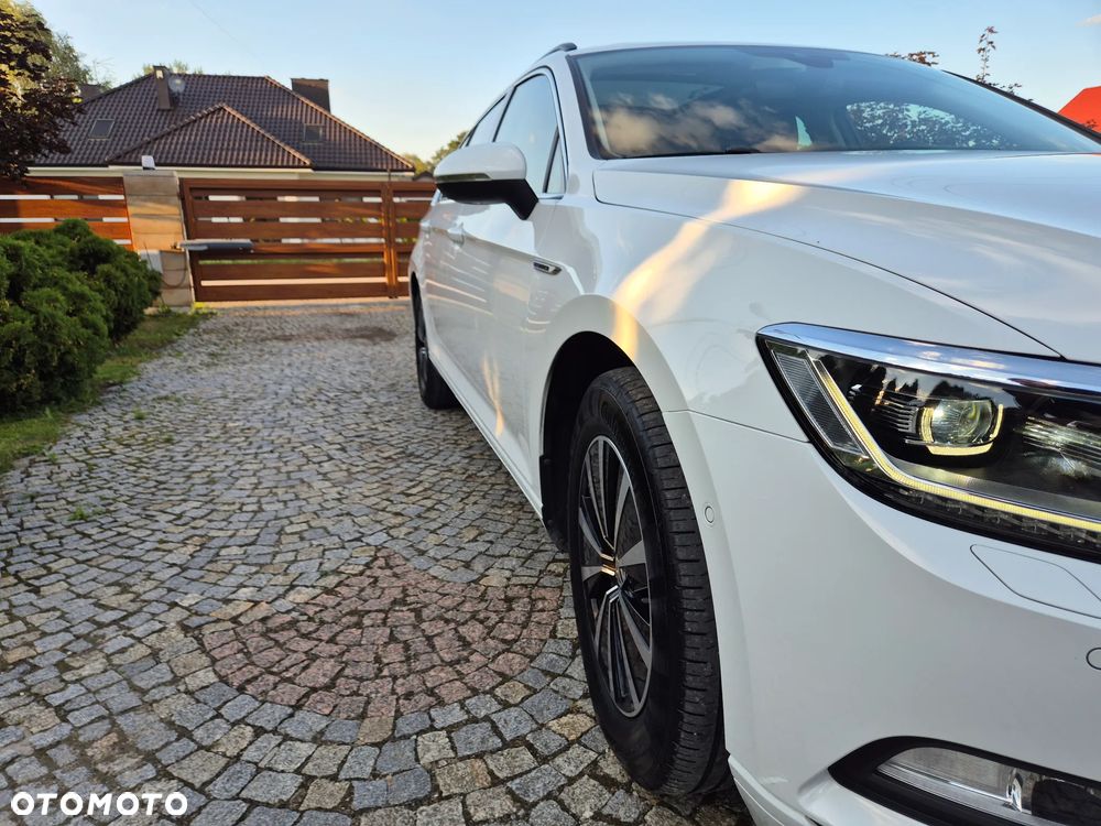 Volkswagen Passat - 9