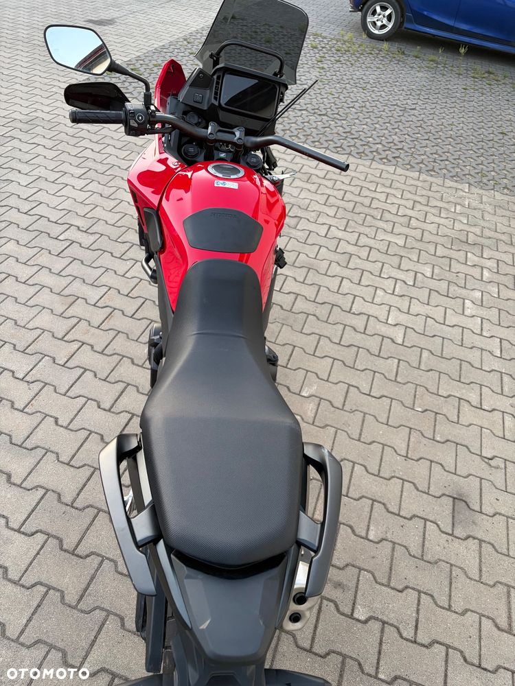 Honda NX - 9