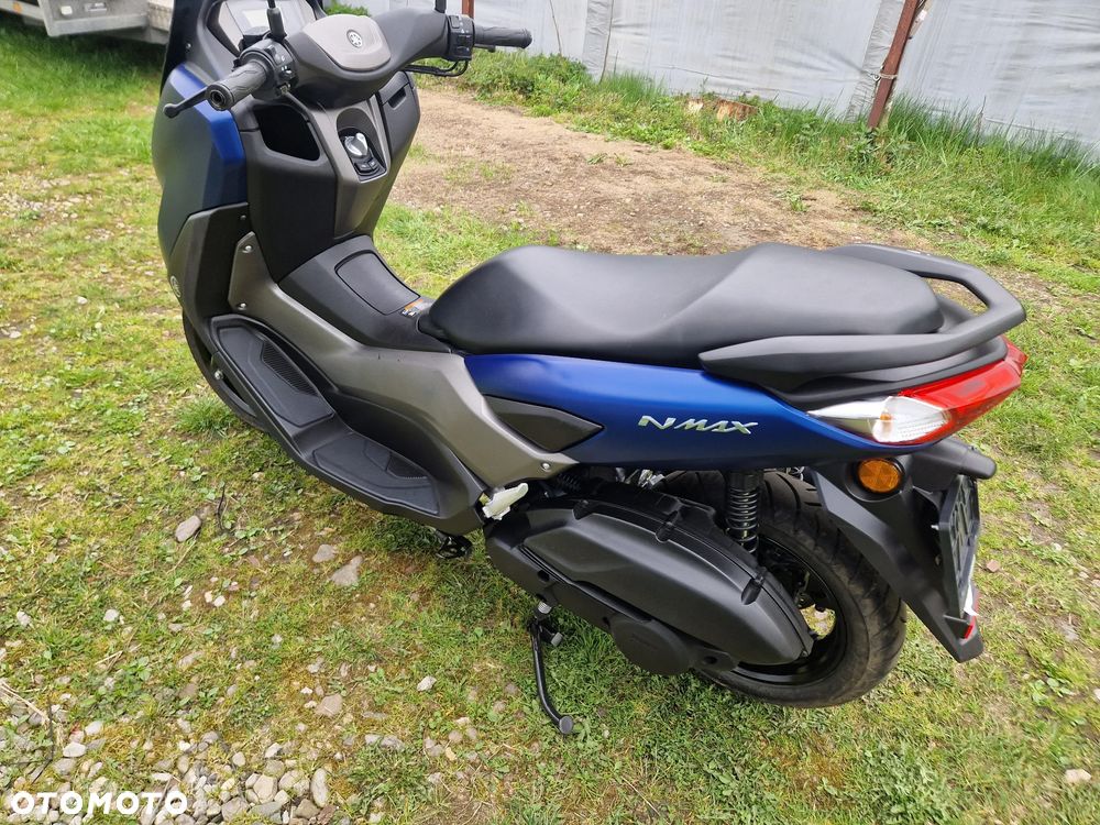 Yamaha NMAX - 8