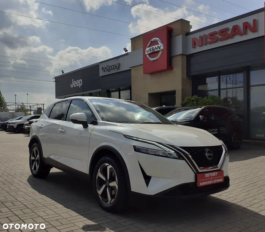 Nissan Qashqai 1.3 DIG-T N-Connecta DCT - 2
