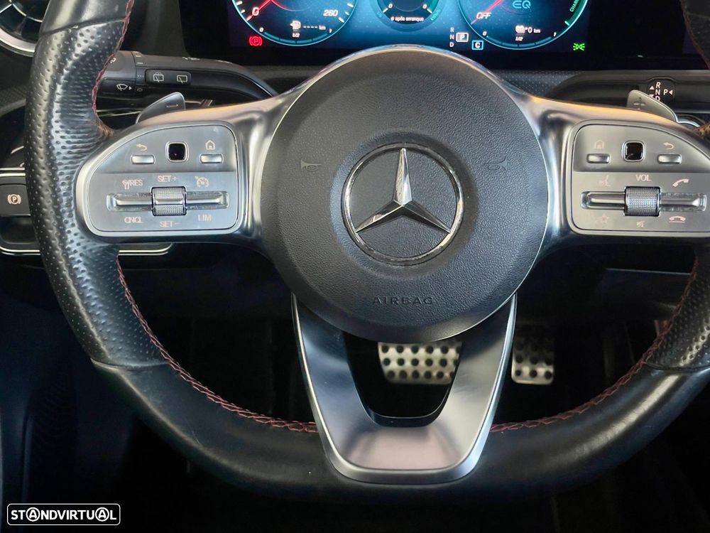 Mercedes-Benz A 250 e AMG Line - 19