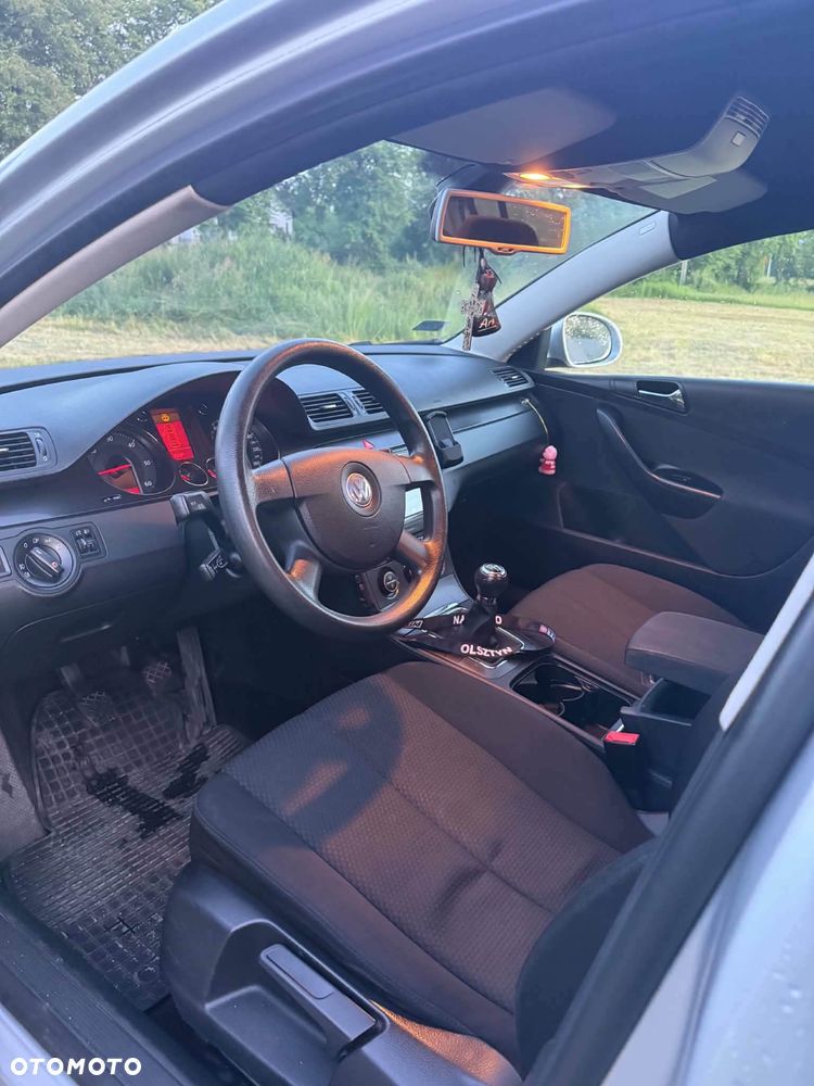 Volkswagen Passat - 5