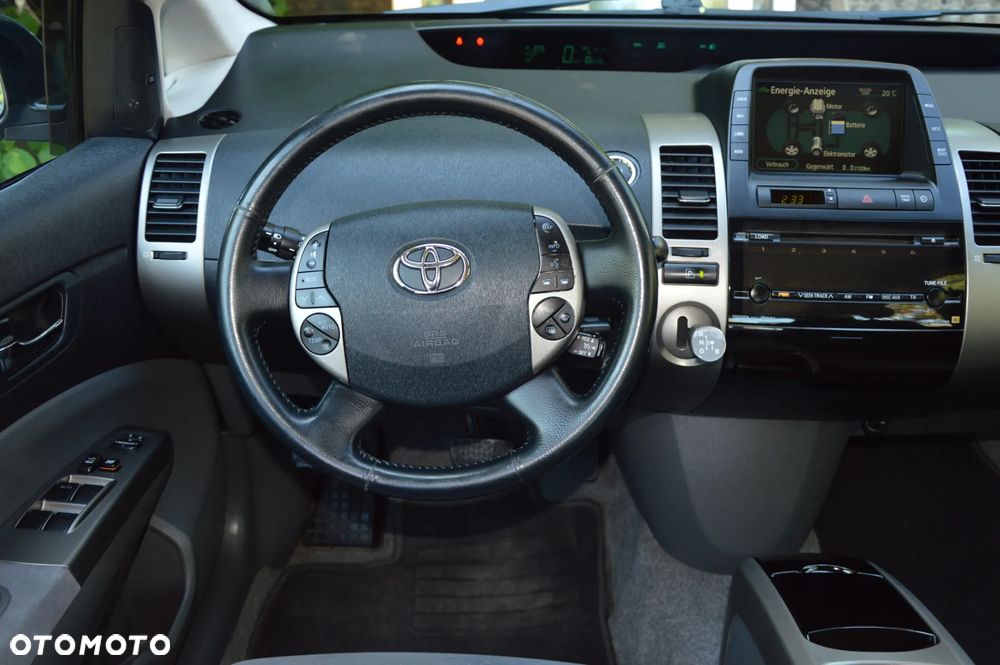 Toyota Prius - 15