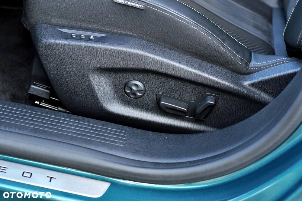 Peugeot 308 180 e-EAT8 GT - 20