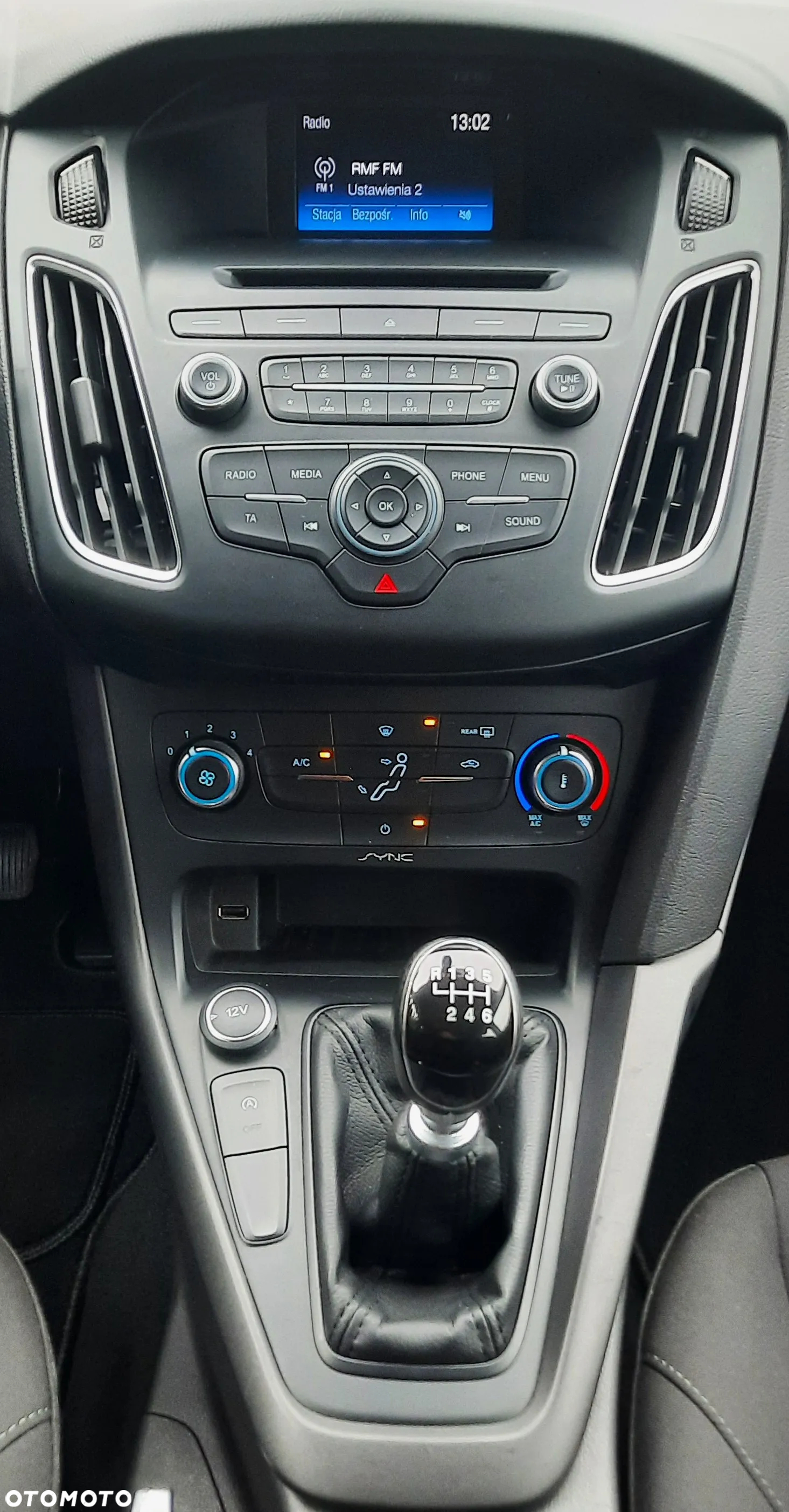Ford Focus Turnier 1.5 EcoBlue Start-Stopp-System ACTIVE - 8